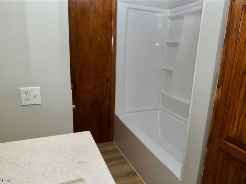 1426 W 39th Street, Lorain, OH 44053 Photo 16