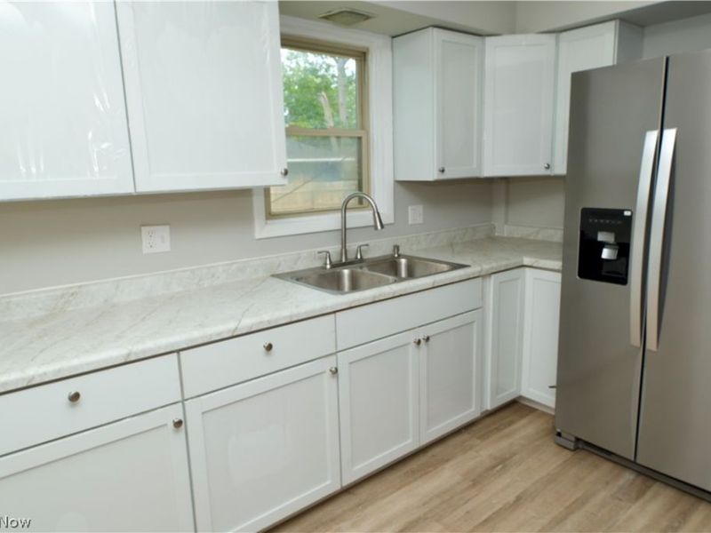 1426 W 39th Street, Lorain, OH 44053 Photo 8