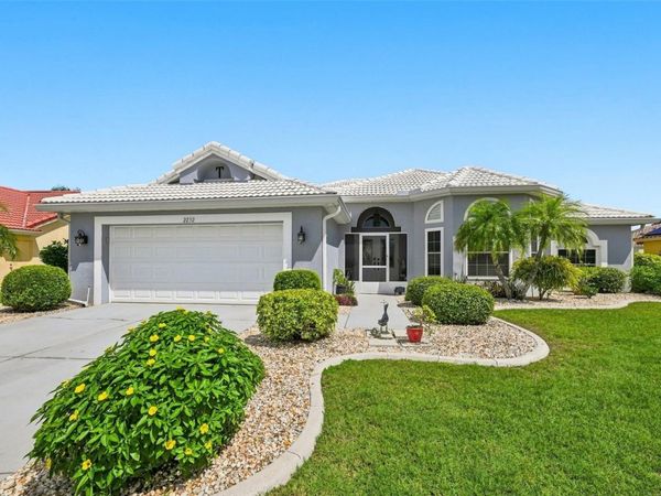 2252 NEW BEDFORD DRIVE , SUN CITY CENTER, FL 33573