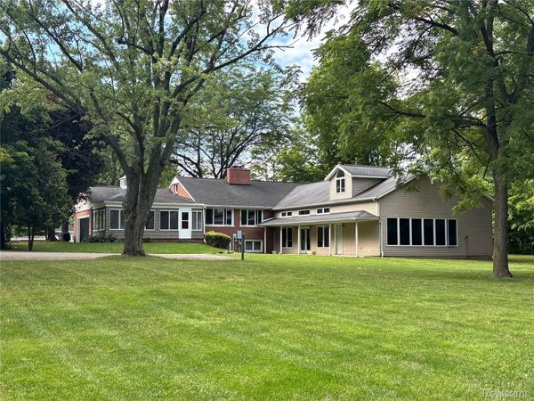 830 W Gilford Road , Caro, Mi 48723