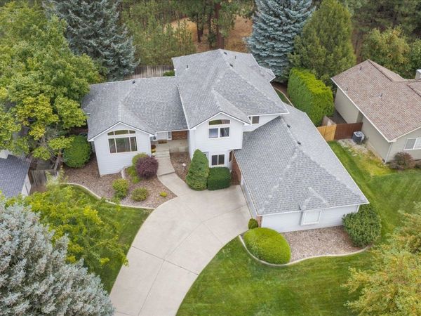 3817 S Custer St, Spokane, WA 99223