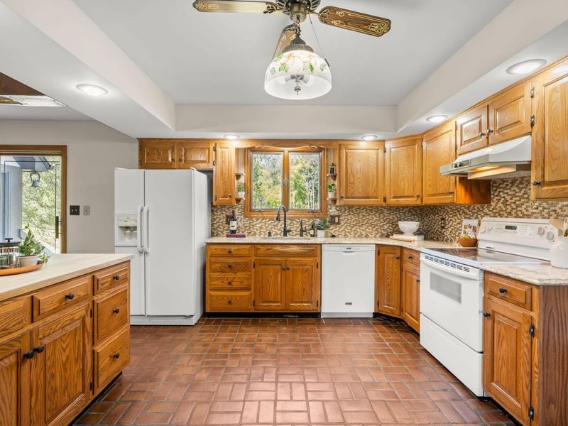 3191 Spring Valley Road, London, OH 43140 Photo 32