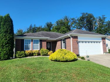 1029 Eagle Point Drive, Berea, KY 40403
