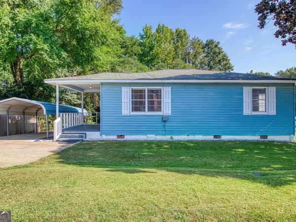 102 Sprayberry Road, Newnan, GA 30263