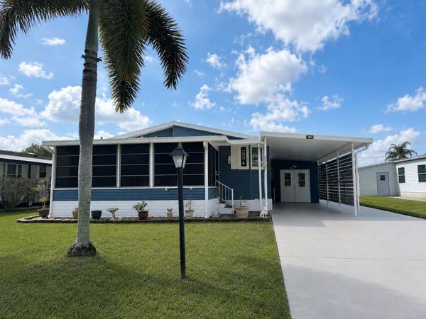2502 SW VERSAILLES Terrace, Stuart, FL 34997