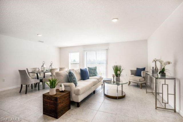 5020 N Rosebud Cir, Labelle, FL 33935 Photo