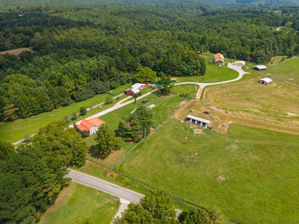1241 Johnson Branch Rd, Pulaski, TN 38478