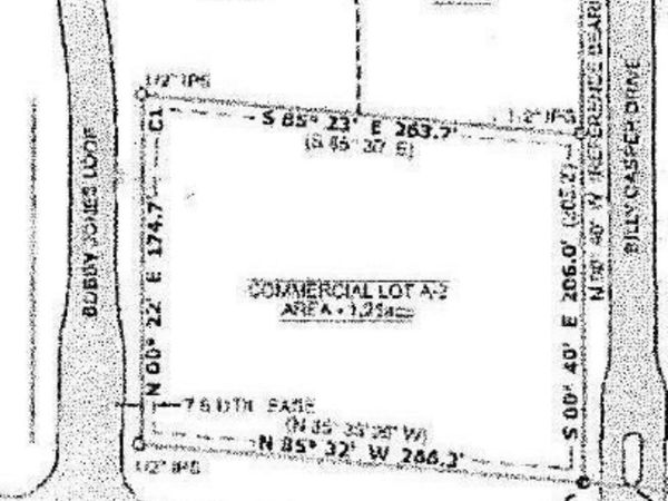 N Frontage Road, Columbus, MS 39701