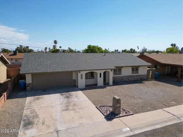 4147 W Echo Lane, Phoenix, AZ 85051