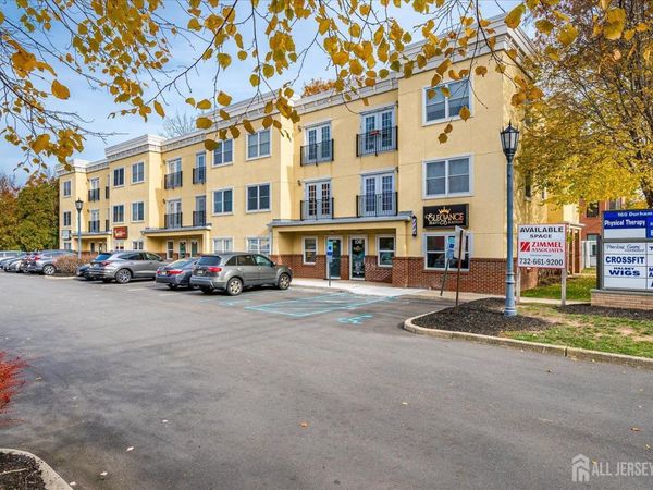 160 Durham Avenue , Metuchen, NJ 08840