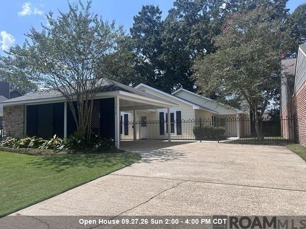 1412 W Fairview Dr, Baton Rouge, LA 70816