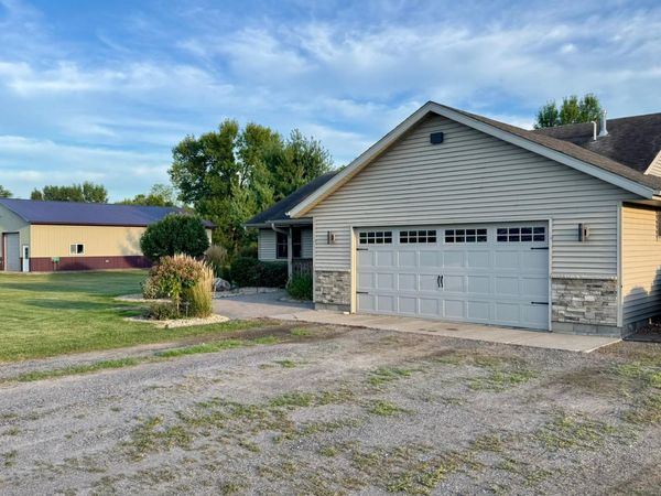 8809 Green Meadow Road , Milaca, MN 56353