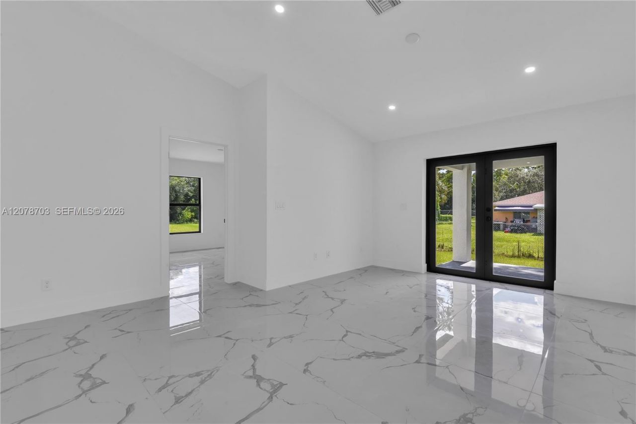 104/106 Hightower Ave S , Lehigh Acres, FL 33973 Photo