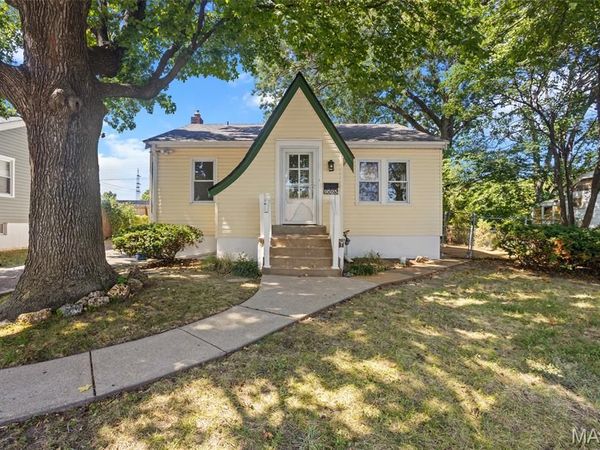 9525 Brenda Avenue , Affton, MO 63123