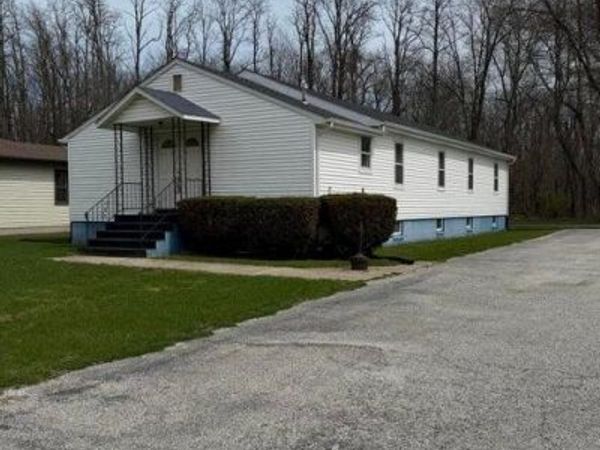 2439 Chestnut Street , Portage, IN 46368