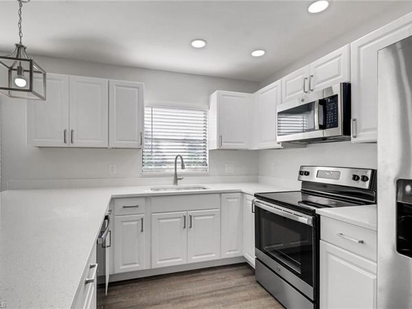 779 108th AVE N, NAPLES, FL 34108