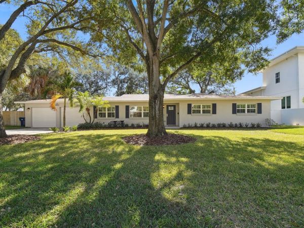 4802 W LONGFELLOW AVENUE , TAMPA, FL 33629