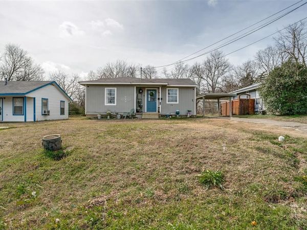 901 Park Street , Greenville, TX 75401