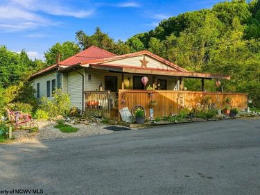 241 Maken Road, Salem, WV 26426