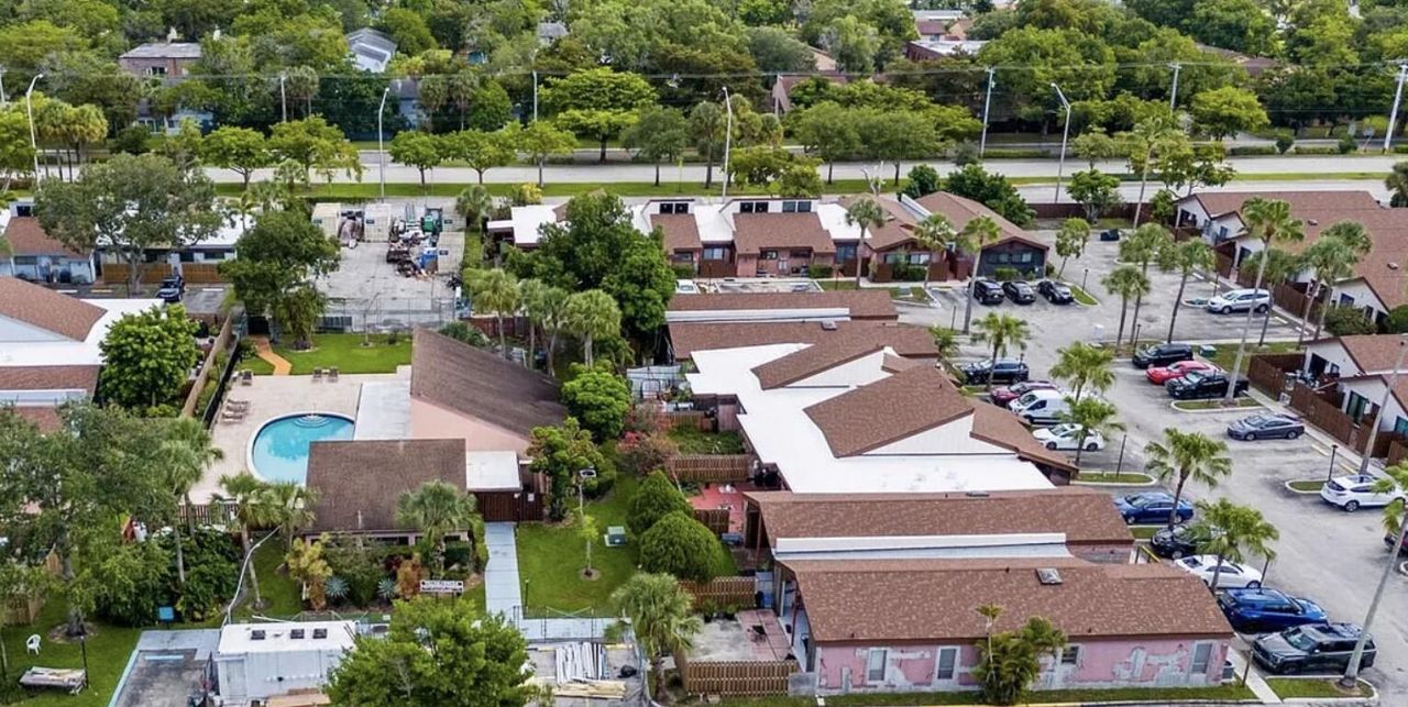 1720 NW 73rd Avenue, Plantation, FL 33313 Photo