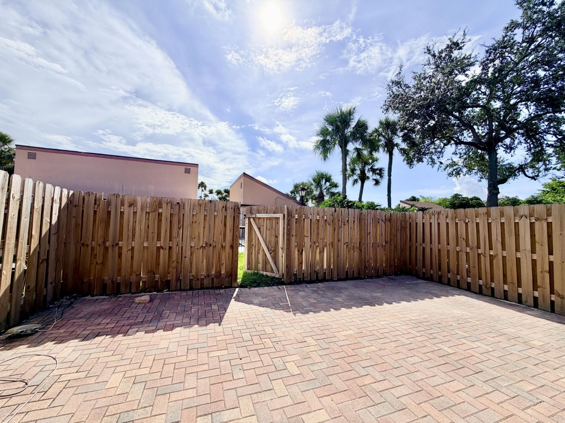 1720 NW 73rd Avenue, Plantation, FL 33313 Photo