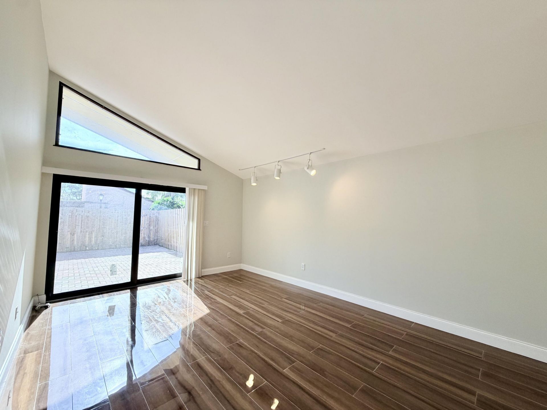 1720 NW 73rd Avenue, Plantation, FL 33313 Photo