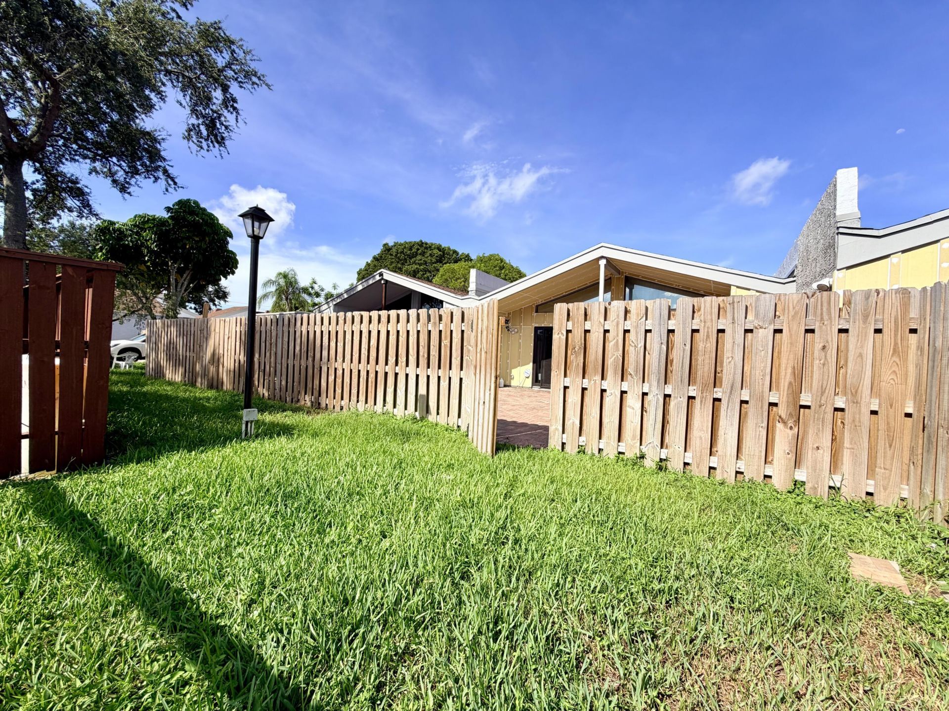 1720 NW 73rd Avenue, Plantation, FL 33313 Photo