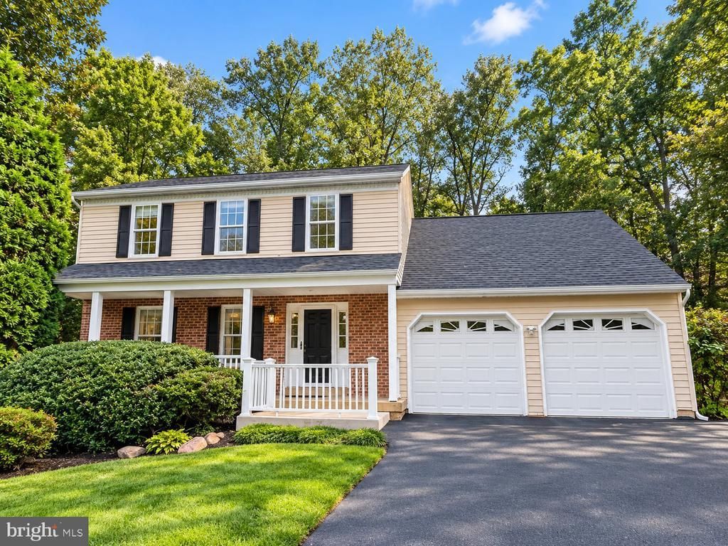 8516 Innisfree Drive, Springfield, VA 22153 Main Photo