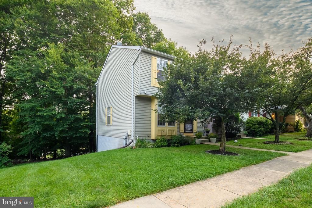 9568 DONNAN CASTLE COURT, LAUREL, MD 20723