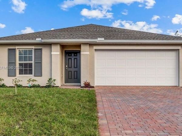 6026 PECAN CIRCLE , La Belle, FL 33935