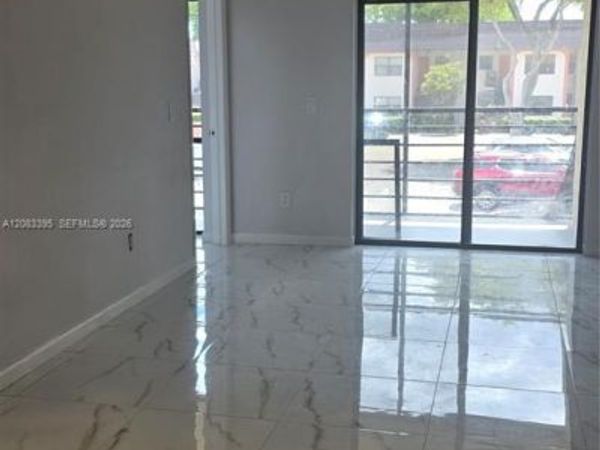 900 NE 209th Ter , Unit 203-31, Miami, FL 33179