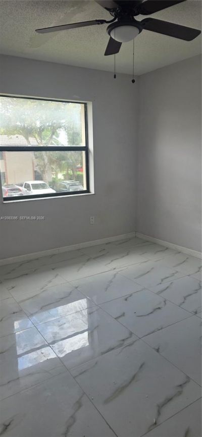 900 NE 209th Ter , Unit 203-31, Miami, FL 33179 Photo