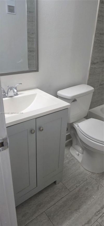 900 NE 209th Ter , Unit 203-31, Miami, FL 33179 Photo