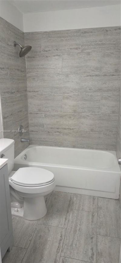 900 NE 209th Ter , Unit 203-31, Miami, FL 33179 Photo