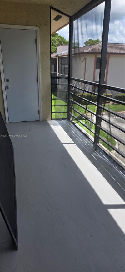 900 NE 209th Ter , Unit 203-31, Miami, FL 33179 Photo