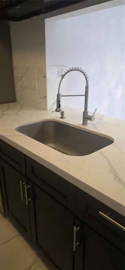 900 NE 209th Ter , Unit 203-31, Miami, FL 33179 Photo