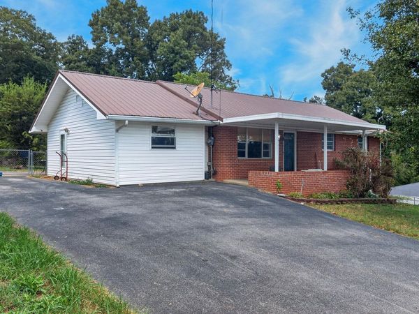 531 Summit Ridge Drive, Newport, TN 37821