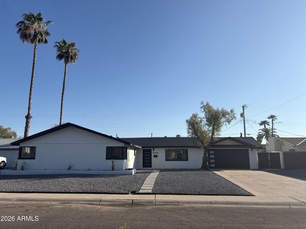 6452 W READE Avenue, Glendale, AZ 85301