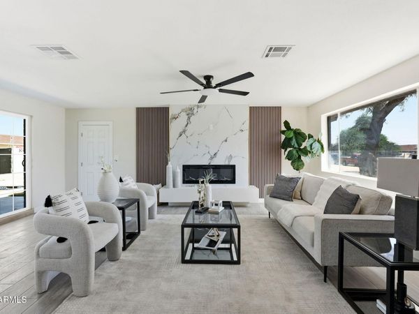 6452 W READE Avenue, Glendale, AZ 85301