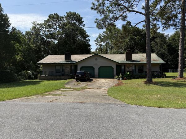 2912 Crescent Avenue, Crestview, FL 32539