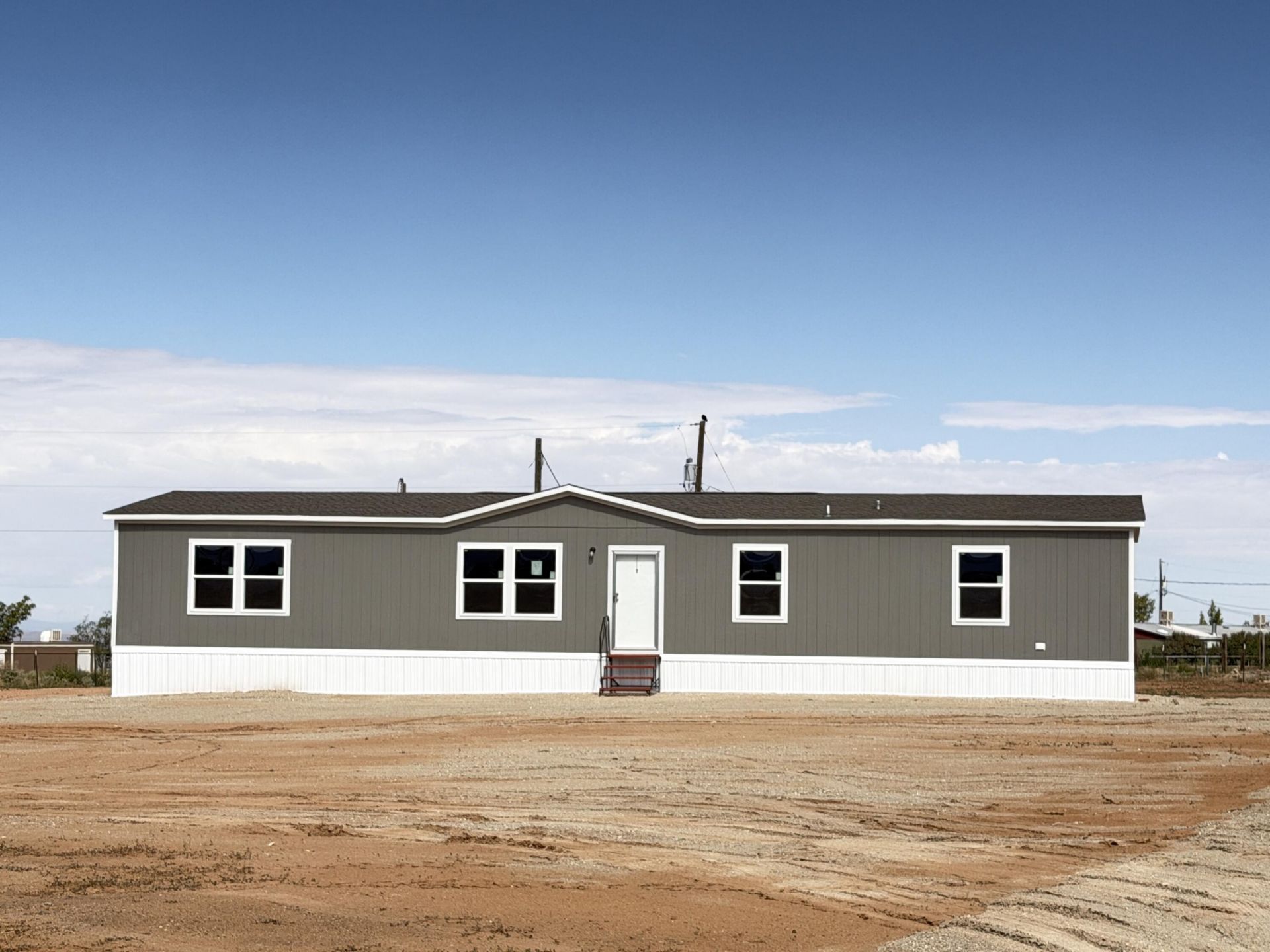 5 Meadowlake Circle, Los Lunas, NM 87031 Main Photo