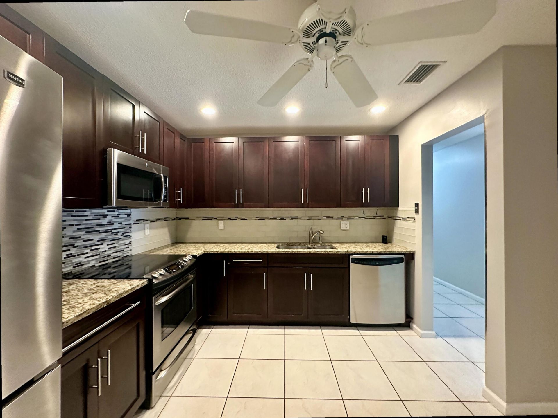 9292 Sabal Ridge Circle, Unit D, Boca Raton, FL 33428 Photo
