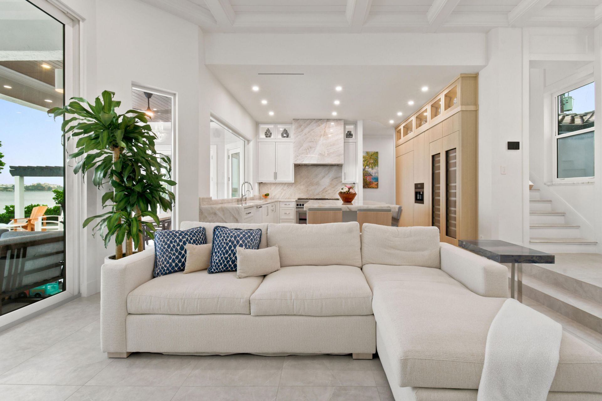3 Lakeside Palms Court, Lake Worth Beach, FL 33460 Photo