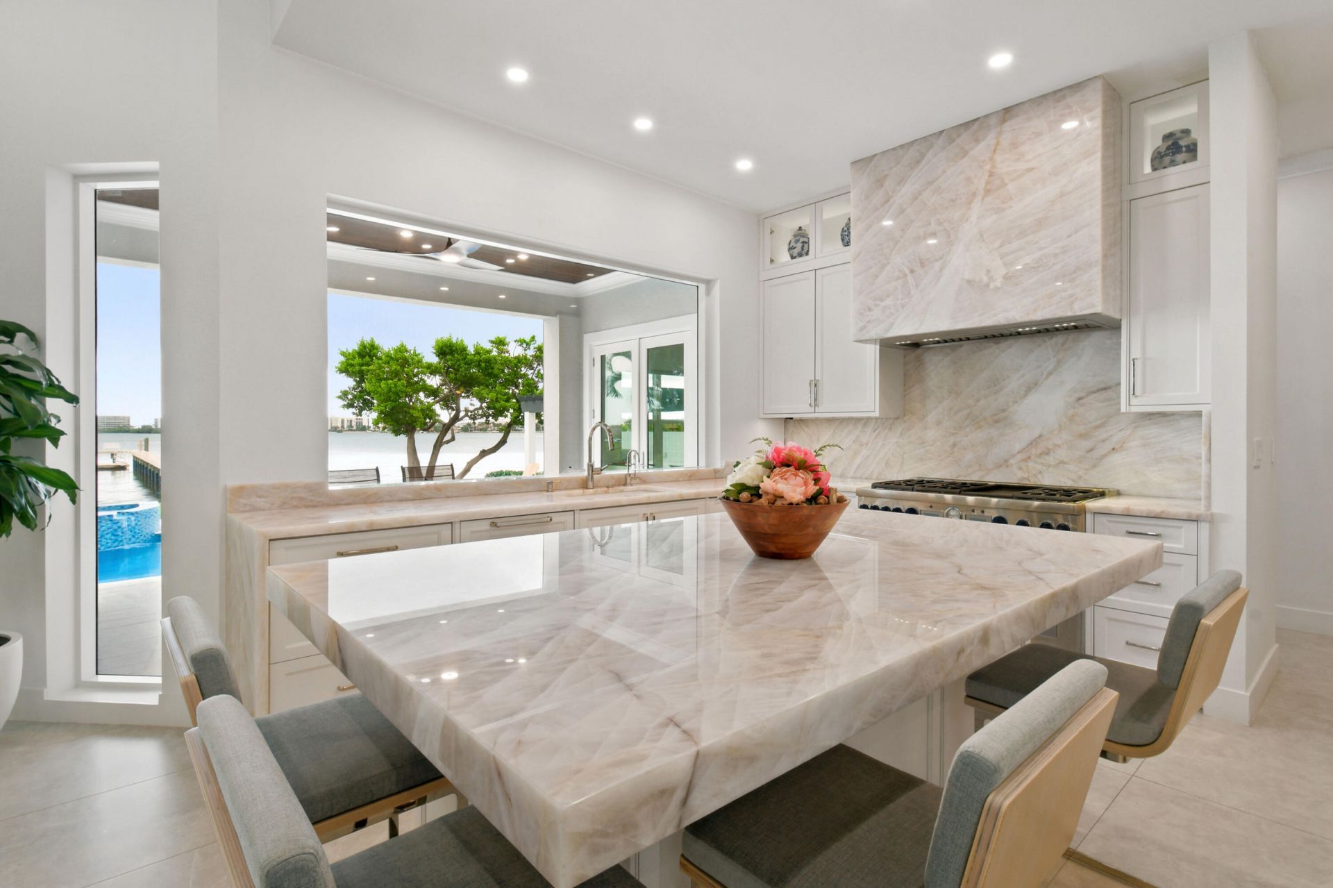 3 Lakeside Palms Court, Lake Worth Beach, FL 33460 Photo