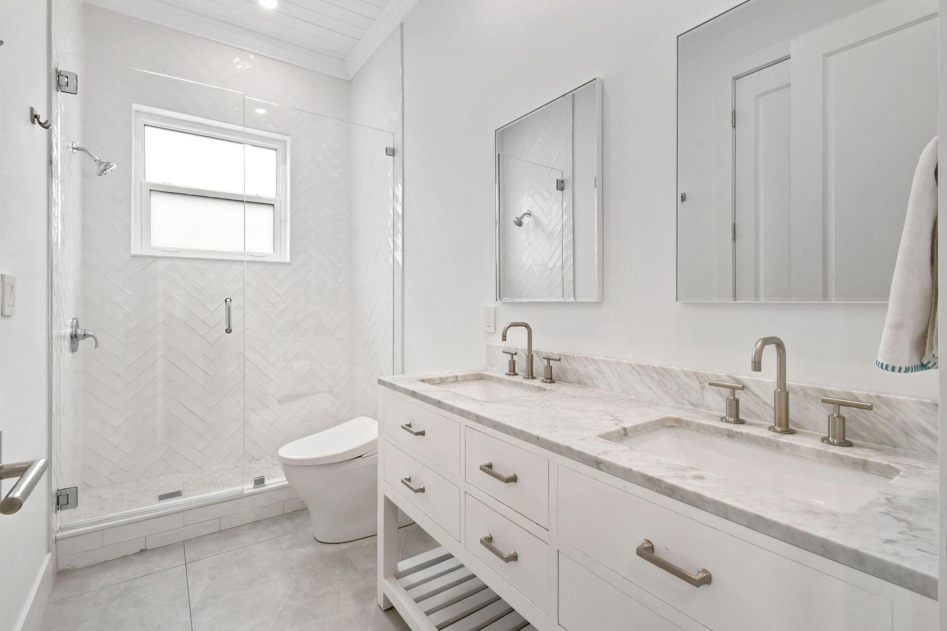 3 Lakeside Palms Court, Lake Worth Beach, FL 33460 Photo