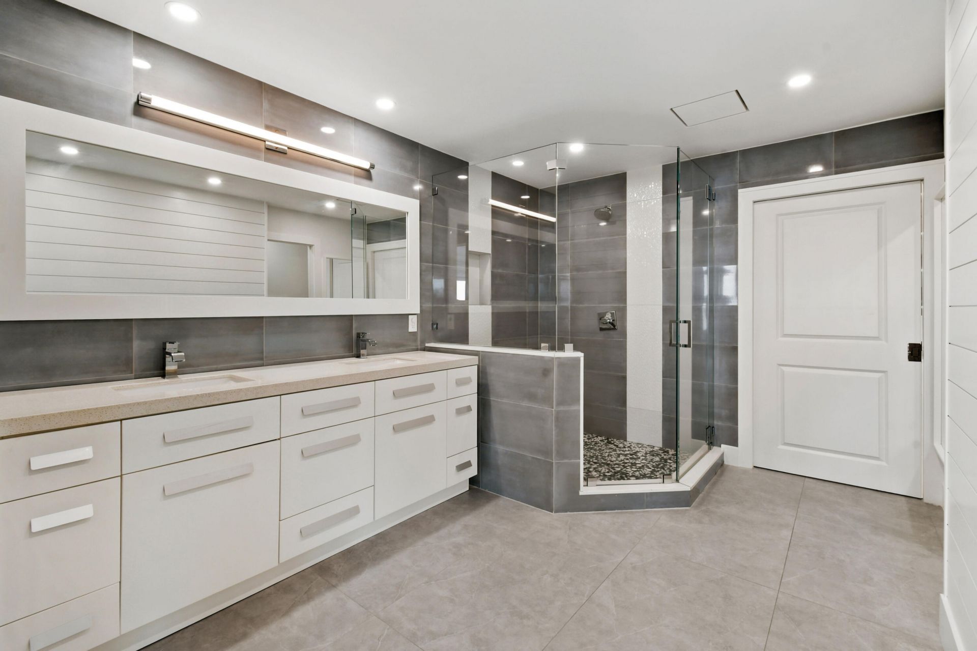 3 Lakeside Palms Court, Lake Worth Beach, FL 33460 Photo