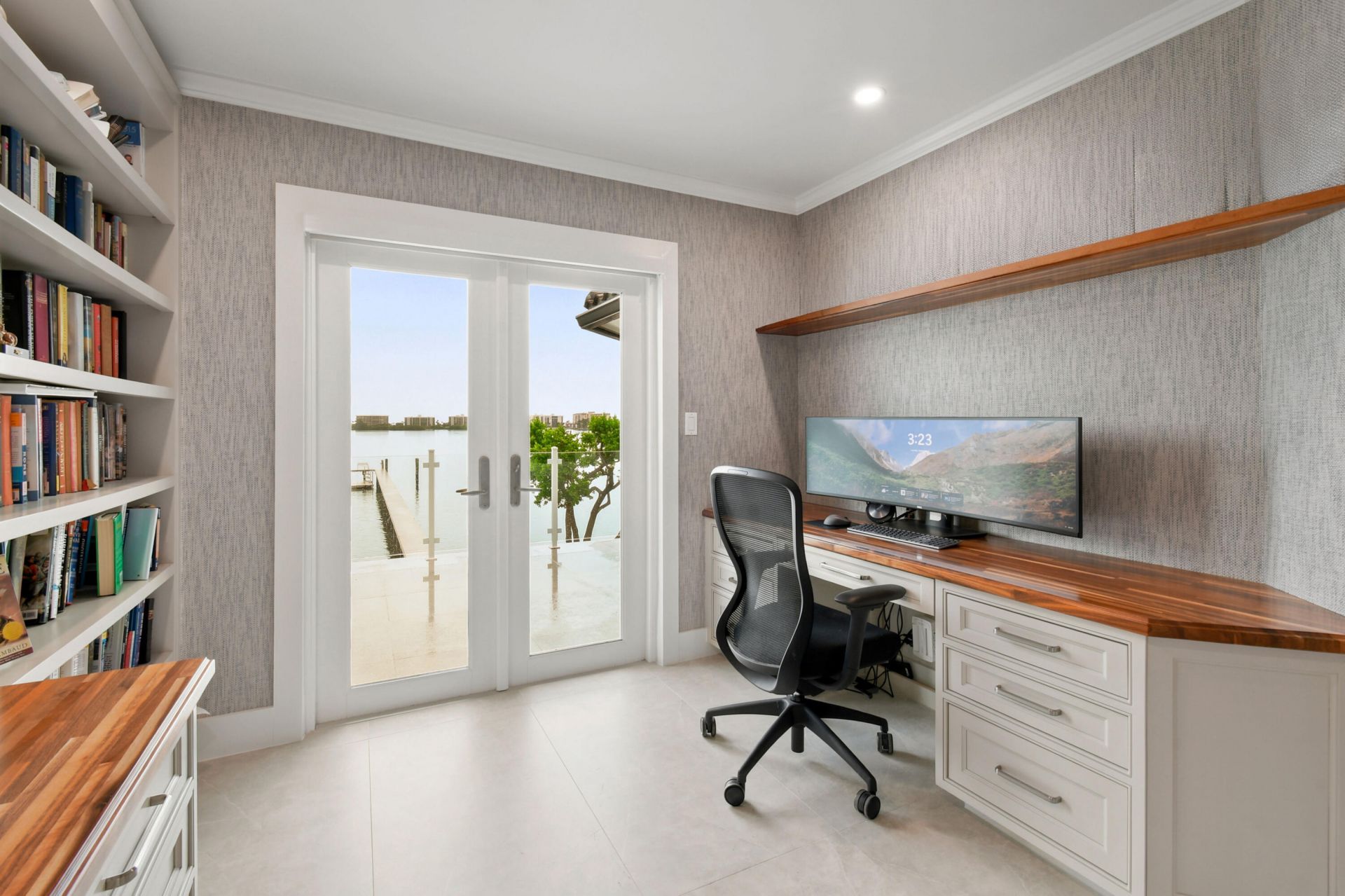3 Lakeside Palms Court, Lake Worth Beach, FL 33460 Photo