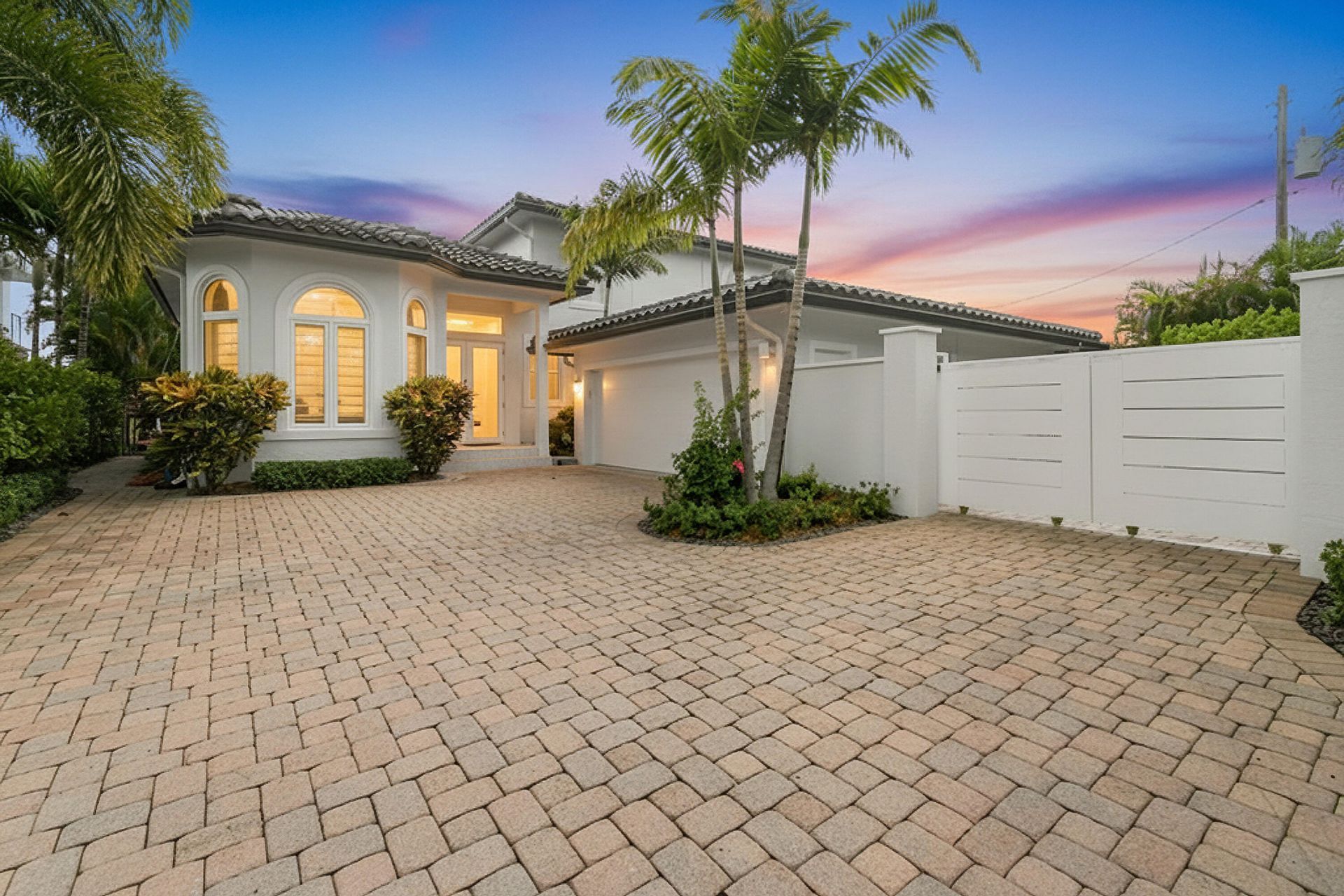 3 Lakeside Palms Court, Lake Worth Beach, FL 33460 Photo