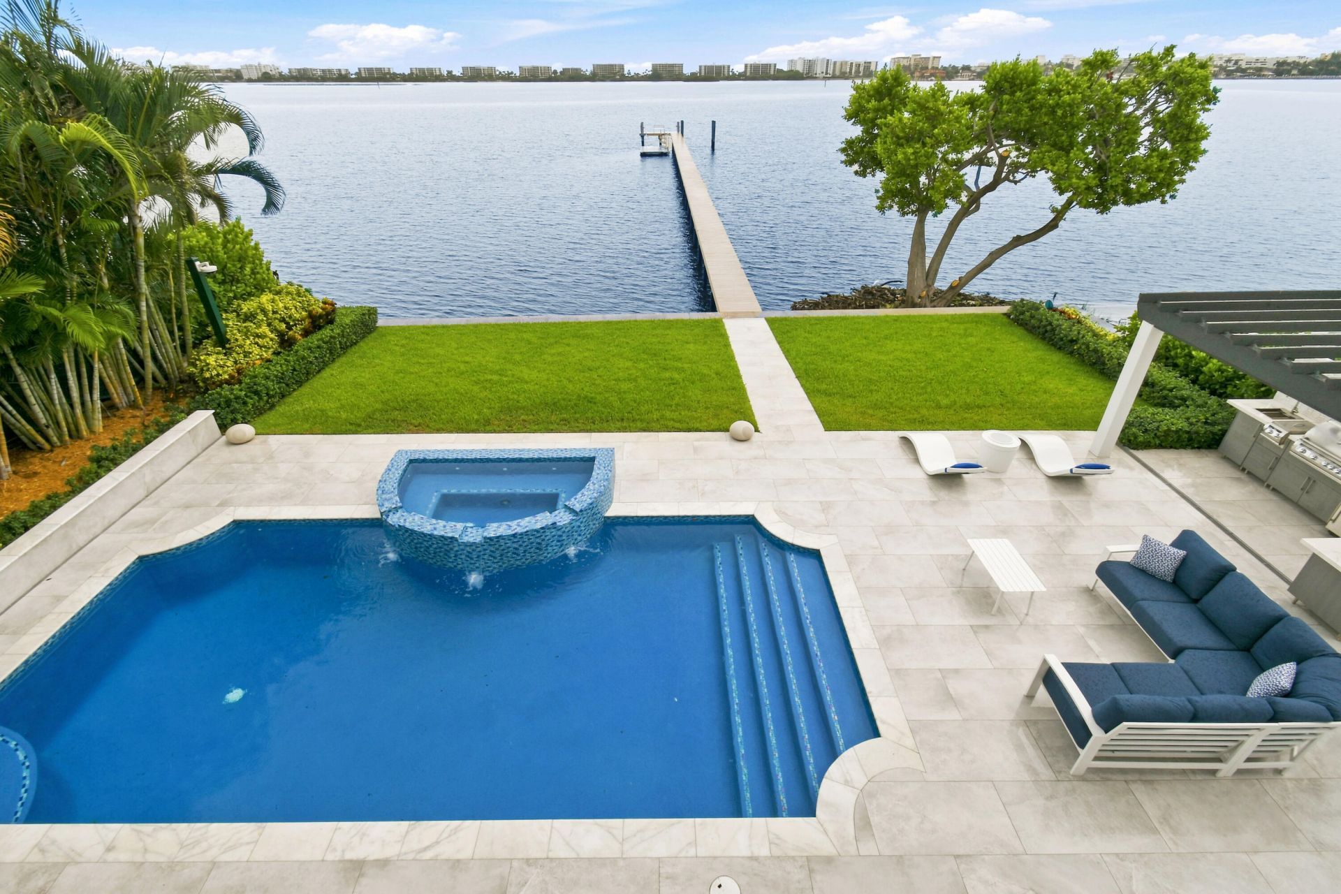 3 Lakeside Palms Court, Lake Worth Beach, FL 33460 Photo