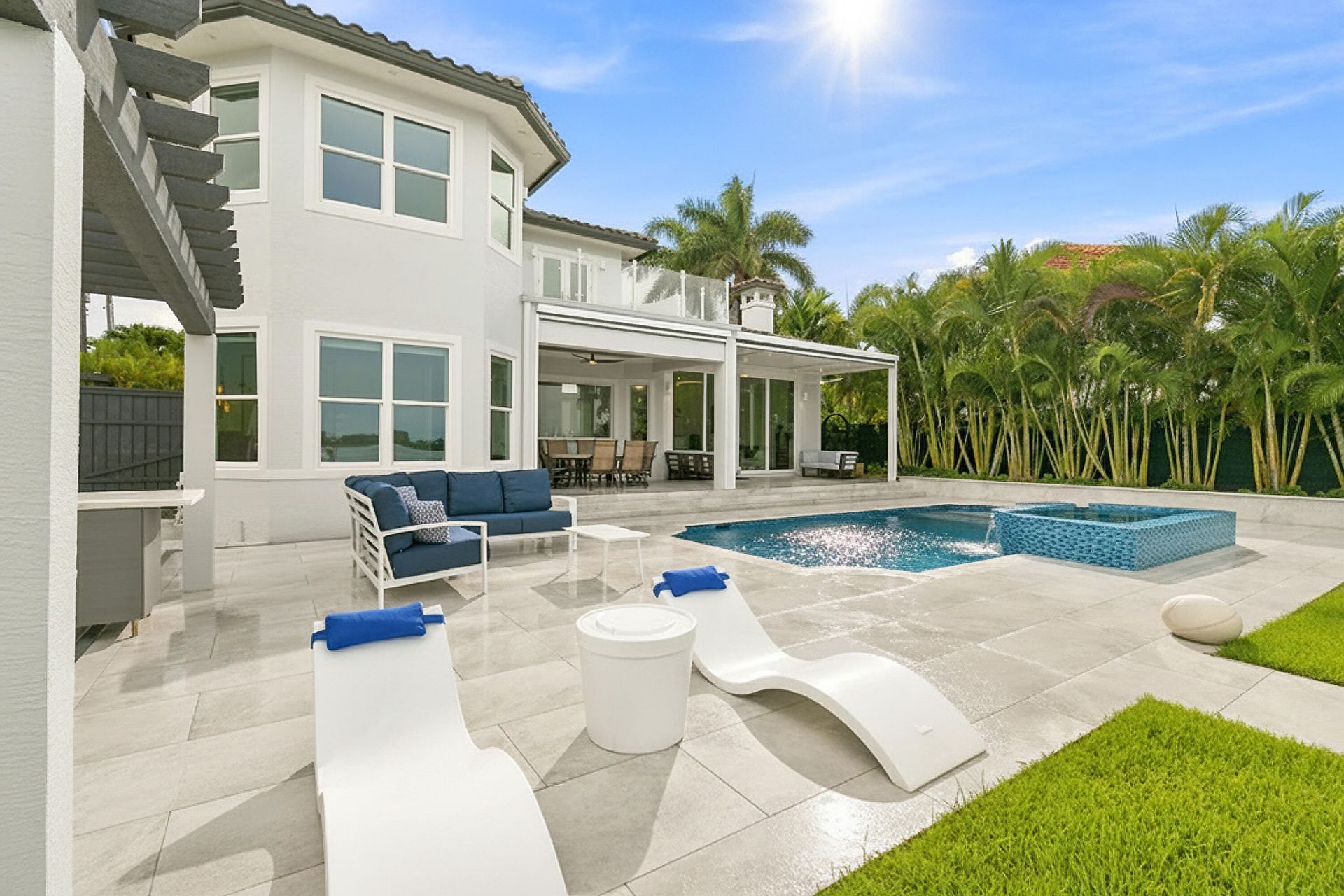3 Lakeside Palms Court, Lake Worth Beach, FL 33460 Photo